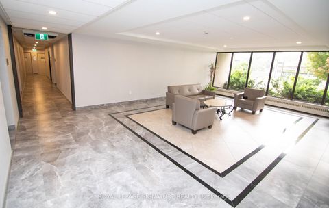 Photo 3 at 1611 - 45 Southport Street, Swansea, Toronto