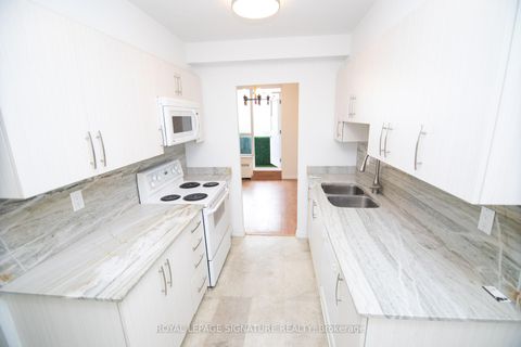 Photo 11 at 1611 - 45 Southport Street, Swansea, Toronto