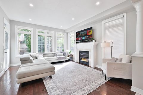 Photo 14 at 3262 Skipton Lane, BC Bronte Creek, Oakville