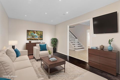 Photo 2 at 46 Arborwood Drive, Clairville, Toronto