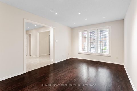 Photo 4 at 46 Arborwood Drive, Clairville, Toronto