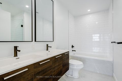 Photo 22 at 511 - 2118 Bloor Street W, Bloor West Village, Toronto