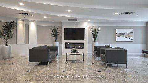 Photo 3 at 215 - 39 Oneida Crescent, Langstaff, Richmond Hill