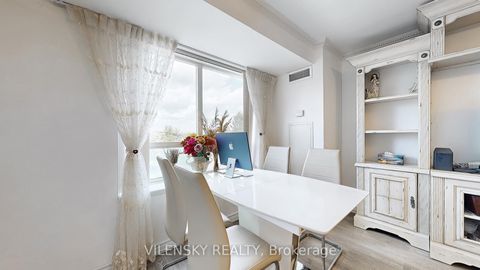 Photo 7 at 215 - 39 Oneida Crescent, Langstaff, Richmond Hill