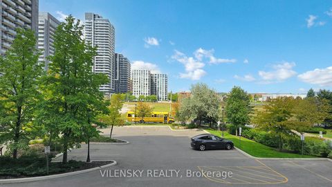 Photo 17 at 215 - 39 Oneida Crescent, Langstaff, Richmond Hill