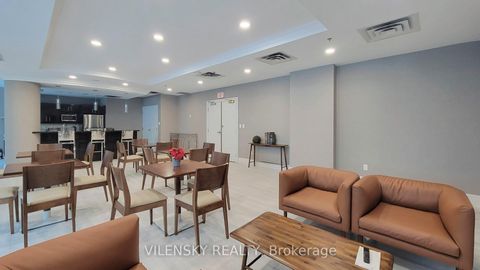 Photo 20 at 215 - 39 Oneida Crescent, Langstaff, Richmond Hill