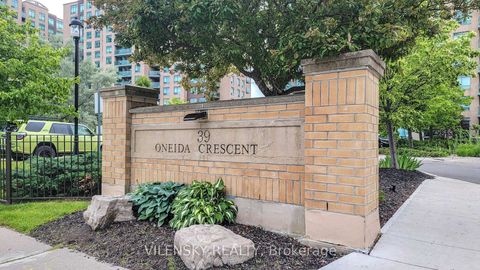 Photo 28 at 215 - 39 Oneida Crescent, Langstaff, Richmond Hill