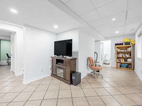 Photo 20 at 4 Adenmore Road, Rouge E10, Toronto