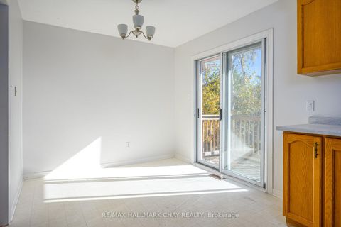 Photo 7 at 197 Livingstone Street W, Sunnidale, Barrie