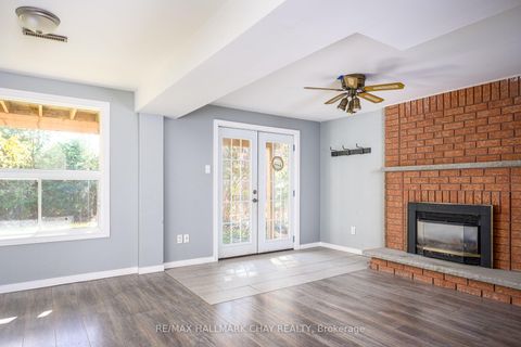 Photo 13 at 197 Livingstone Street W, Sunnidale, Barrie