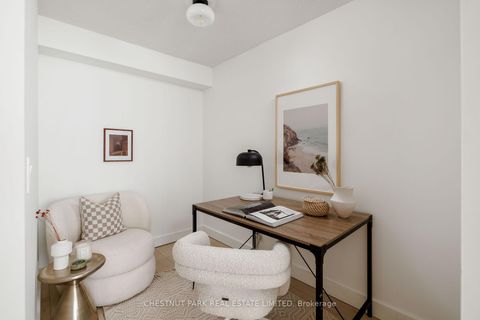 Photo 4 at 501 - 21 Nelson Street, Waterfront Communities C1, Toronto