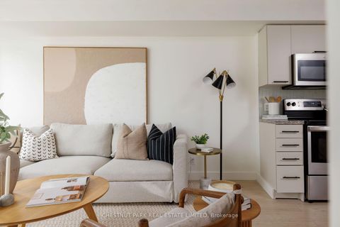 Photo 9 at 501 - 21 Nelson Street, Waterfront Communities C1, Toronto