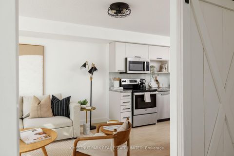 Photo 14 at 501 - 21 Nelson Street, Waterfront Communities C1, Toronto