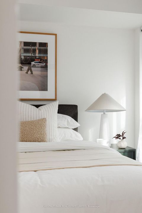 Photo 20 at 501 - 21 Nelson Street, Waterfront Communities C1, Toronto