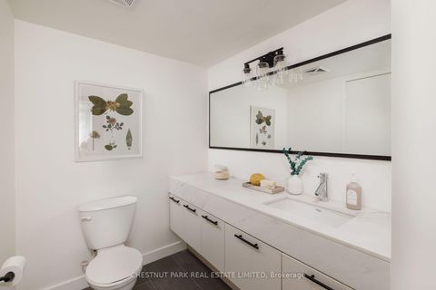 Photo 26 at 501 - 21 Nelson Street, Waterfront Communities C1, Toronto