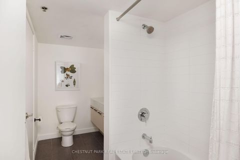 Photo 27 at 501 - 21 Nelson Street, Waterfront Communities C1, Toronto