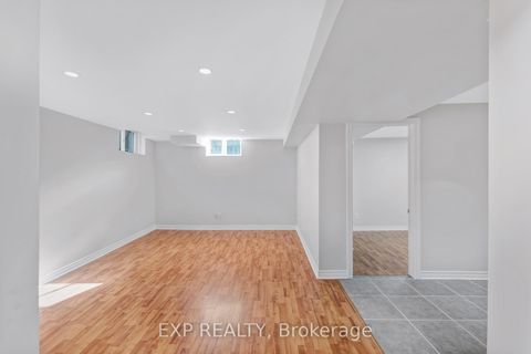 Photo 31 at 168 Wainscot Avenue, Woodland Hill, Newmarket