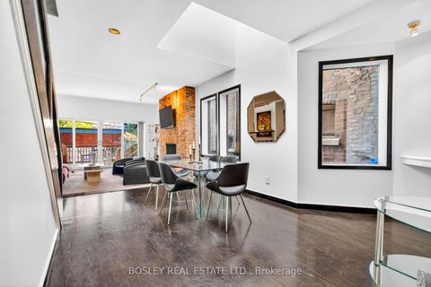 Photo 2 at 119 Seaton Street, Moss Park, Toronto