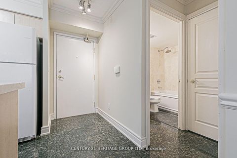 Photo 8 at 407 - 55 Harrison Garden Boulevard S, Willowdale East, Toronto