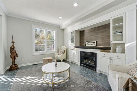 Photo 16 at 83 Marbella Road W, Sonoma Heights, Vaughan