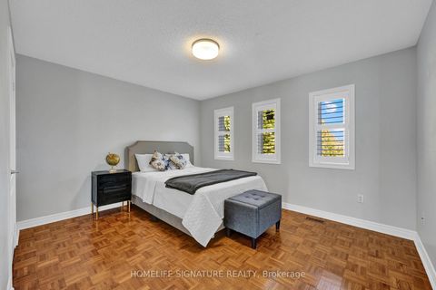 Photo 23 at 83 Marbella Road W, Sonoma Heights, Vaughan