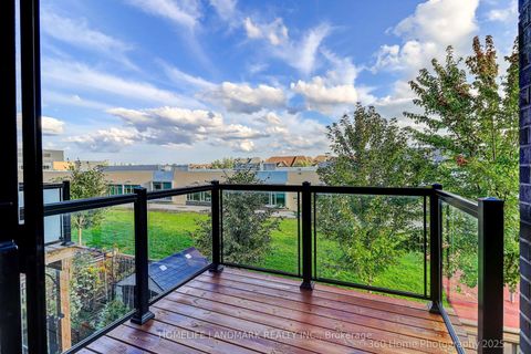 Photo 18 at 57 Laskin Drive, Patterson, Vaughan