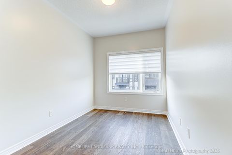 Photo 19 at 57 Laskin Drive, Patterson, Vaughan