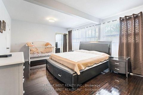 Photo 19 at 128 Mercury Road S, Clairville, Toronto