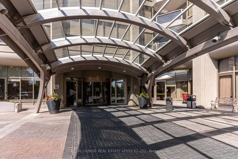 Photo 2 at 2508 - 2045 Lake Shore Boulevard W, Mimico, Toronto