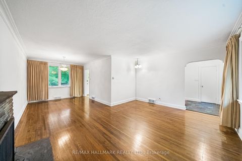 Photo 8 at 344 Spring Garden Avenue, Willowdale East, Toronto