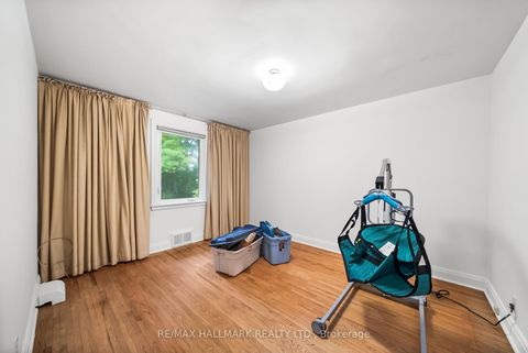 Photo 18 at 344 Spring Garden Avenue, Willowdale East, Toronto