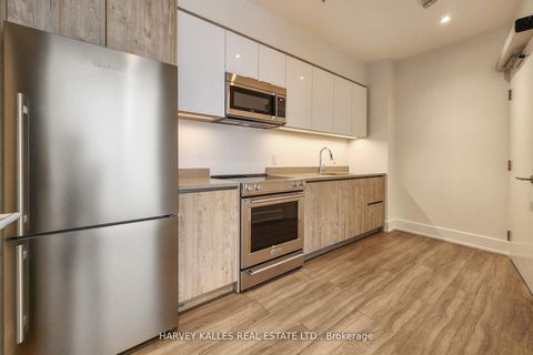 Photo 31 at 703 - 3100 Keele Street, CFB, Toronto