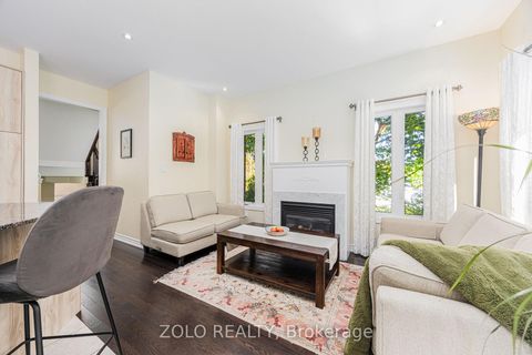 Photo 3 at 235 Appleton Court, Central Newmarket, Newmarket