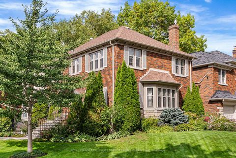 Photo 3 at 70 Bessborough Drive, Leaside, Toronto