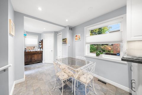 Photo 16 at 70 Bessborough Drive, Leaside, Toronto