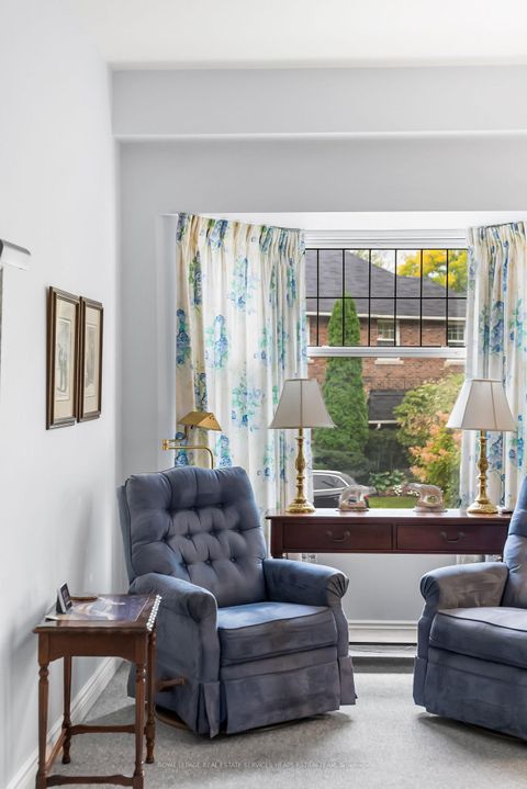 Photo 19 at 70 Bessborough Drive, Leaside, Toronto