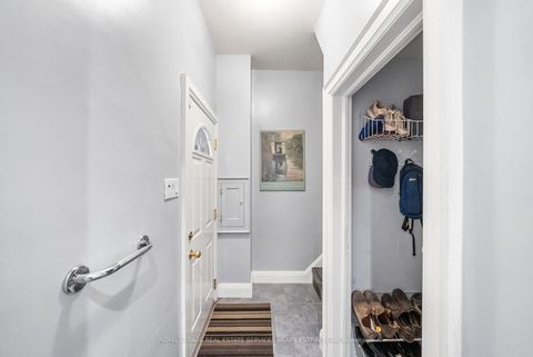 Photo 21 at 70 Bessborough Drive, Leaside, Toronto