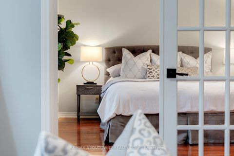 Photo 26 at 1586 Heritage Way, GA Glen Abbey, Oakville