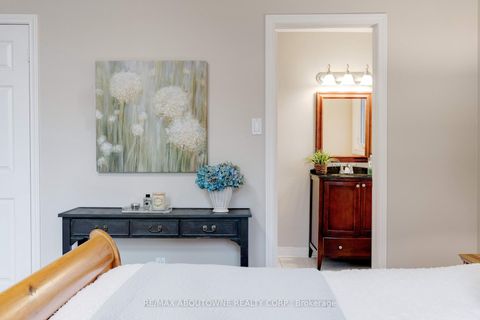 Photo 30 at 1586 Heritage Way, GA Glen Abbey, Oakville