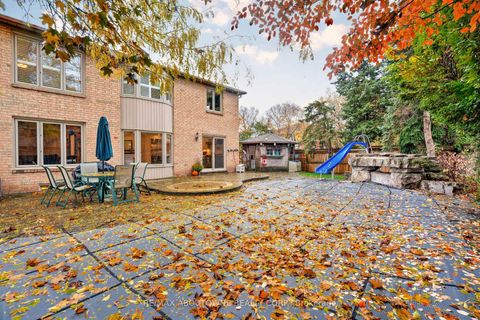 Photo 40 at 1586 Heritage Way, GA Glen Abbey, Oakville