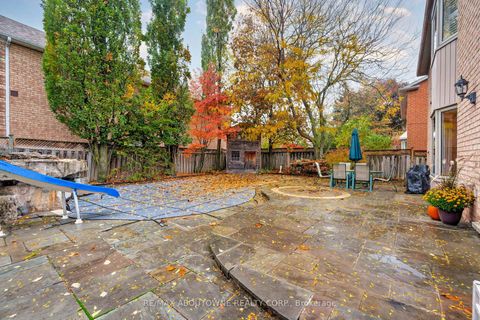 Photo 42 at 1586 Heritage Way, GA Glen Abbey, Oakville