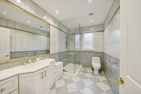 Photo 15 at 402 Palmer Avenue, Harding, Richmond Hill