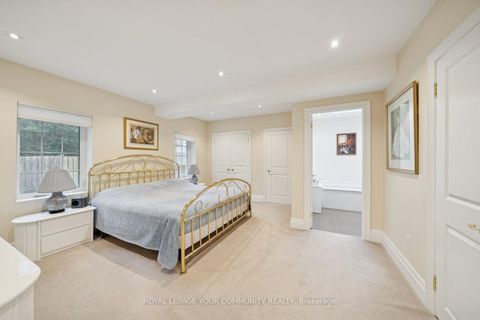 Photo 18 at 402 Palmer Avenue, Harding, Richmond Hill