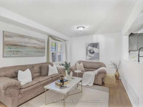 Photo 15 at 185 Foxfield Crescent, Patterson, Vaughan