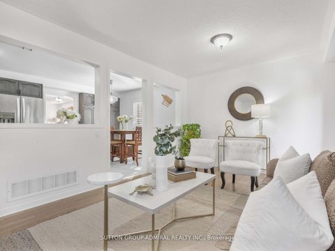 Photo 16 at 185 Foxfield Crescent, Patterson, Vaughan