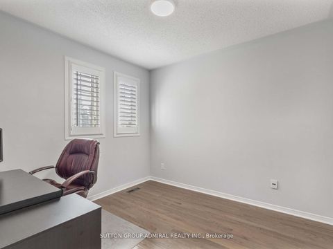 Photo 26 at 185 Foxfield Crescent, Patterson, Vaughan