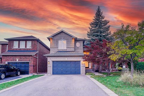 Photo 1 at 2066 Deer Park Road, WT West Oak Trails, Oakville