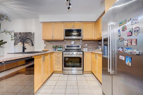 Photo 18 at 2066 Deer Park Road, WT West Oak Trails, Oakville