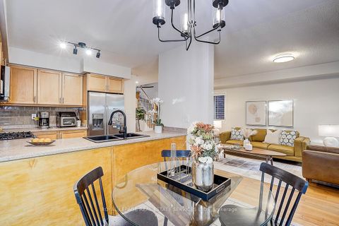 Photo 21 at 2066 Deer Park Road, WT West Oak Trails, Oakville