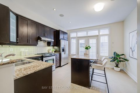 Photo 13 at 51 Lobo Mews, City Centre West, Toronto